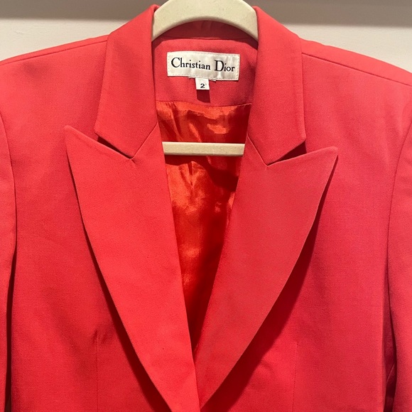 💓 CHRISTIAN DIOR BLAZOR VINTAGE 💓Bright, rich, deep pink 💓 Size 2 suit jacket - Picture 3 of 5